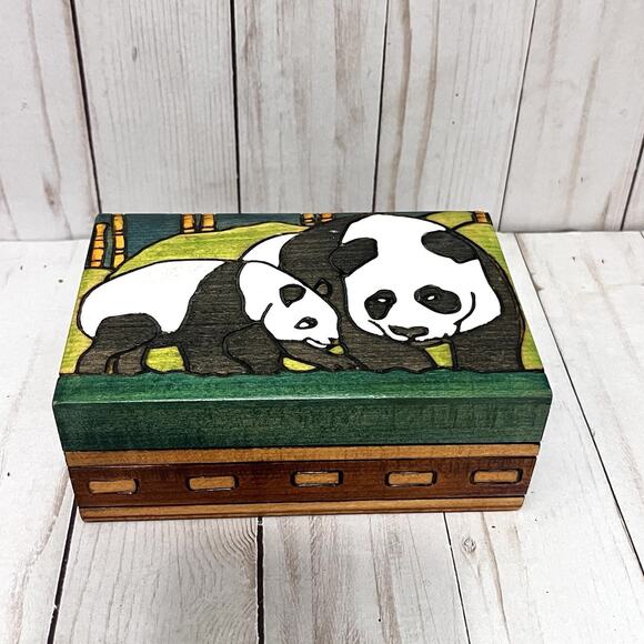Hand Crafted Wooden Panda Trinket Box 6"x 2.5"x 4" - Picture 1 of 12
